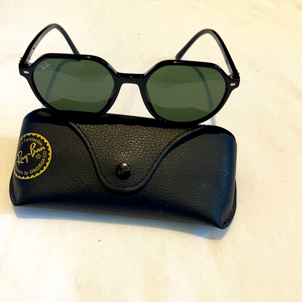 Ray Ban black sunglasses, dark green lens